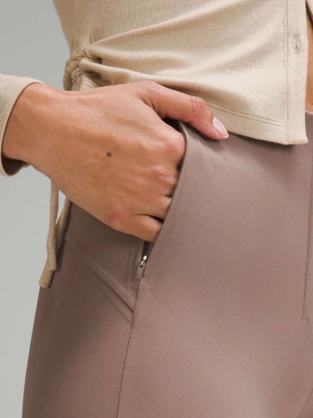 Lululemon Smooth Fit Pull-On High-Rise Pant  Size 6 NWT